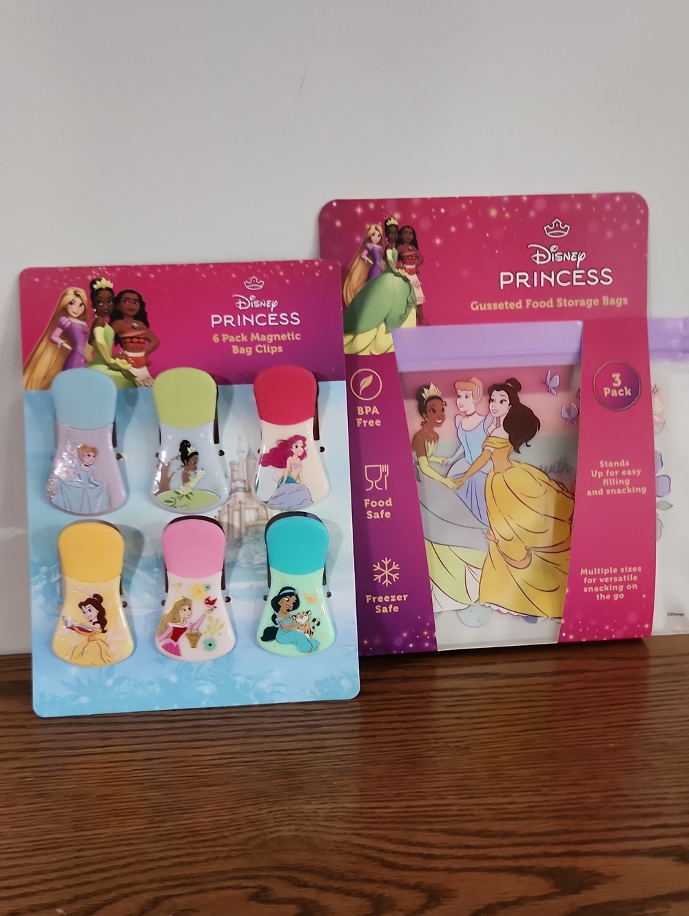 Disney Princess Bundle Of Food Storage Items, Magnetic Bag Clips & Silicone Baga